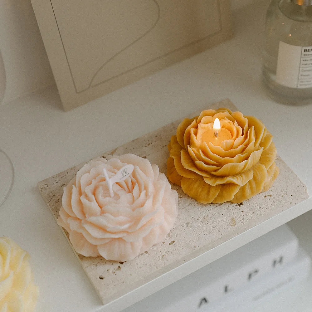Showlu Fashion Store scented candle with peony flower design, ideal for Mother's Day or birthday gift decoration.