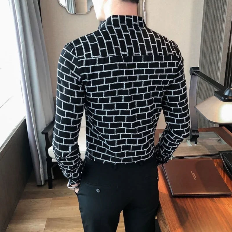 Korean style men's plaid long-sleeved slim casual shirt with fashionable design, shown in dark green and black tones.