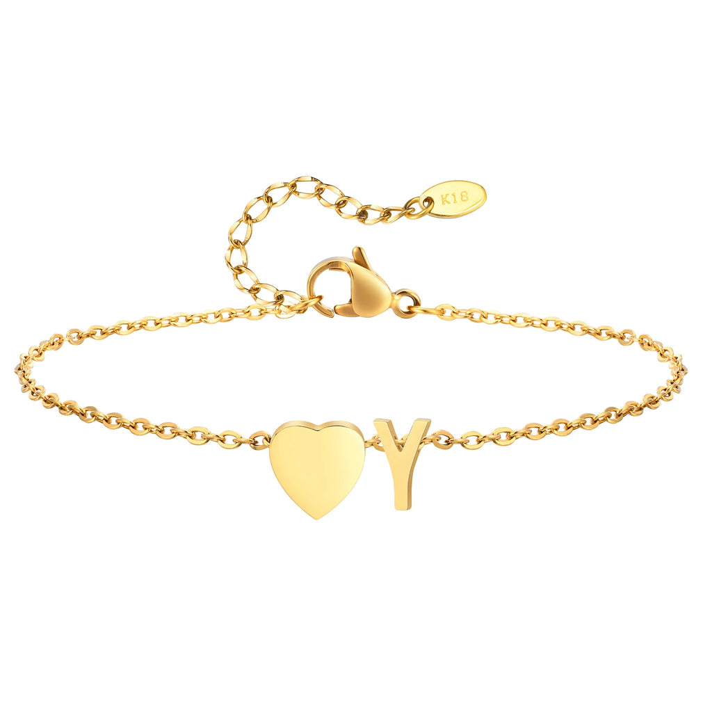 Personalized women’s heart initial anklet bracelet with adjustable stainless steel beach jewelry and hypoallergenic foot chain design.