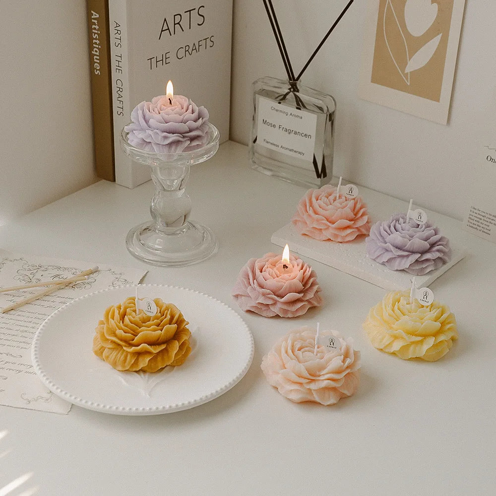 Showlu Fashion Store scented candle with peony flower design, ideal for Mother's Day and birthday gift decoration.