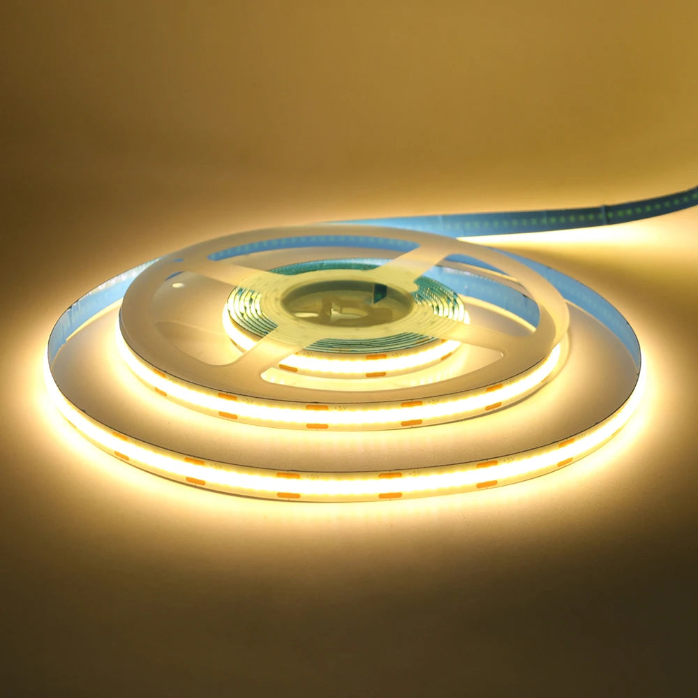 Showlu Smart Motion Sensor LED strip light with 5V USB connection, featuring motion detection and flexible design.
