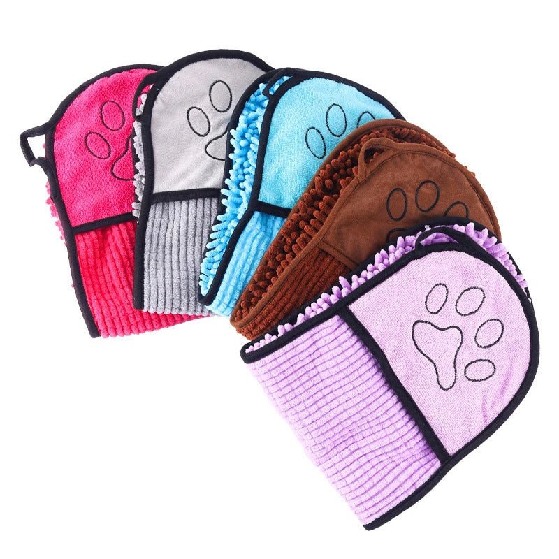 Showlu Fashion soft pet bath robe towel for dogs and cats, super absorbent and quick-drying pet cleaning washcloth.