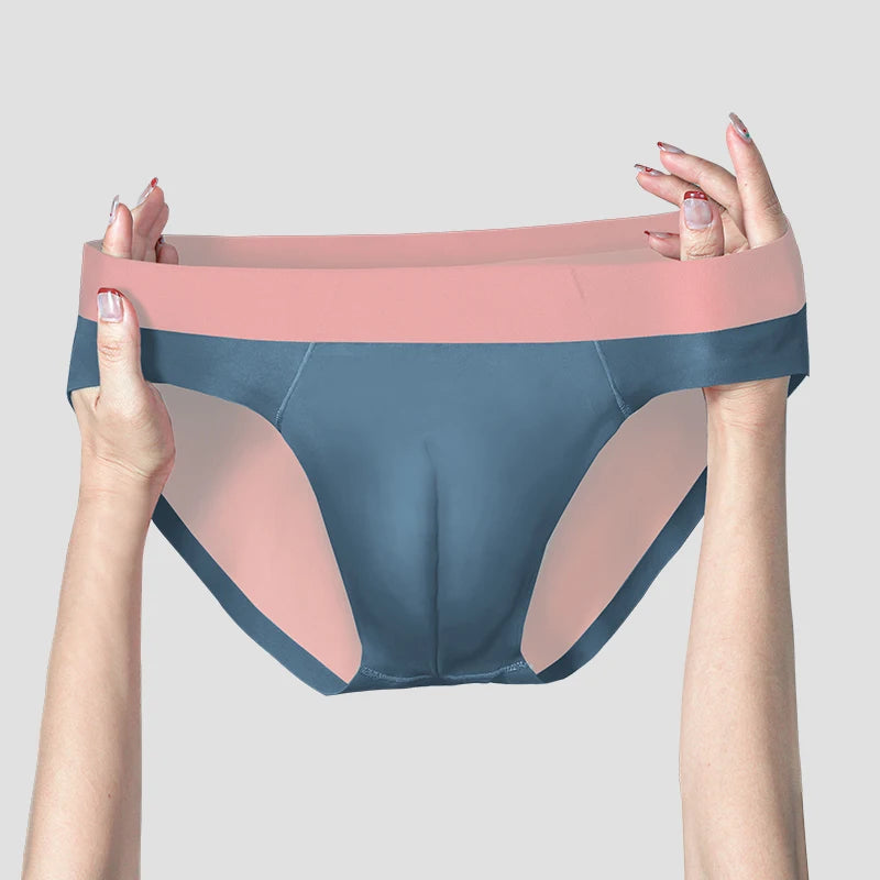Showlu Men's Ice Silk Seamless Briefs with low waist design, breathable and comfortable men's underwear, light and smooth fabric