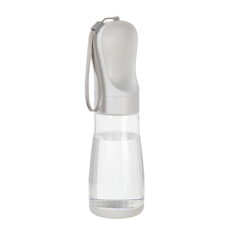Showlu Smart General pet portable water bottle with a leak-proof design and convenient sip spout for on-the-go hydration.
