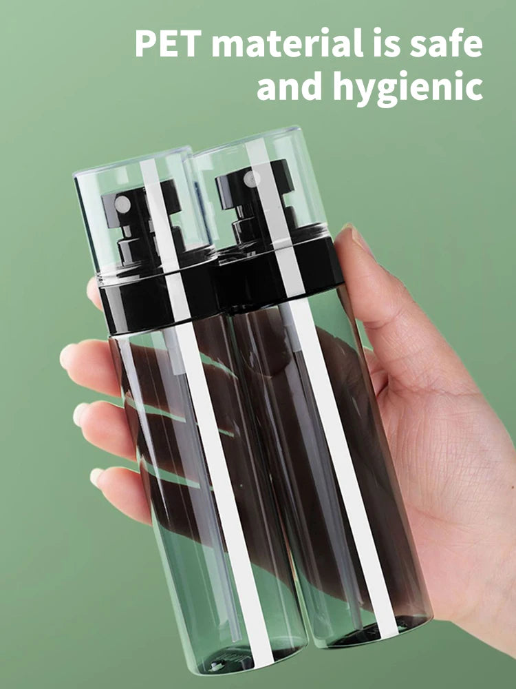Showlu Smart General oil control spray bottle with fine mist nozzle, designed for managing excess oil on skin or hair.