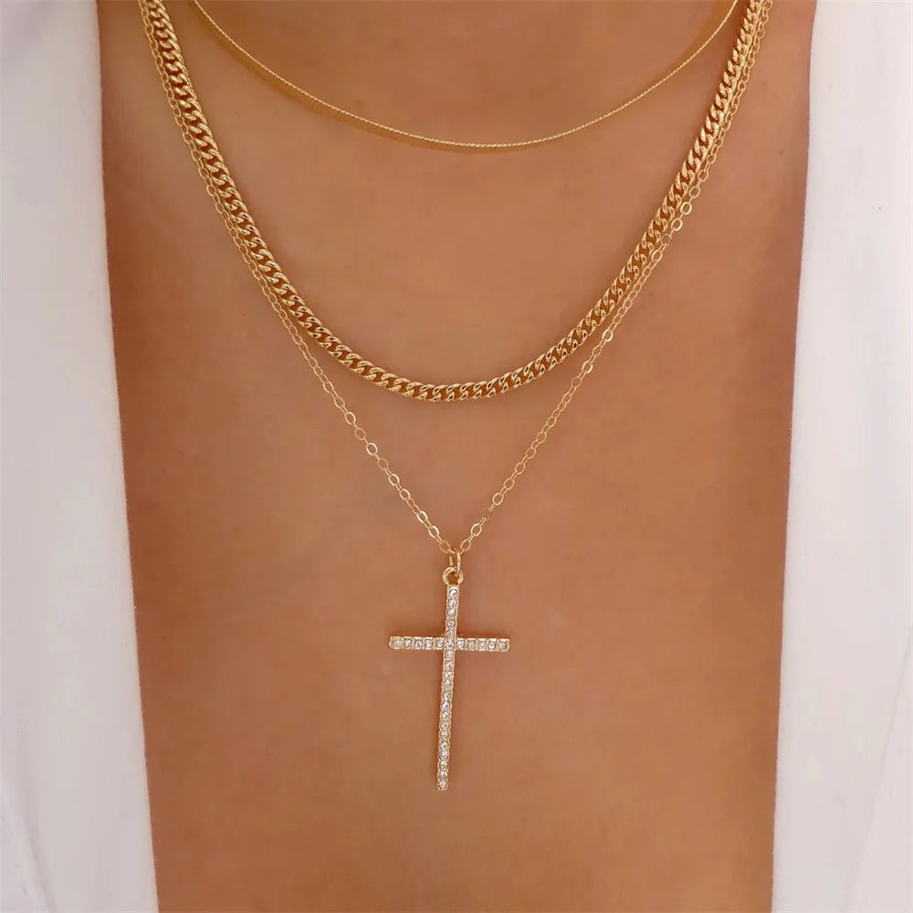 Elegant vintage round pearl pendant necklace for women with multi-layer gold chain, stylish jewelry for women and girls