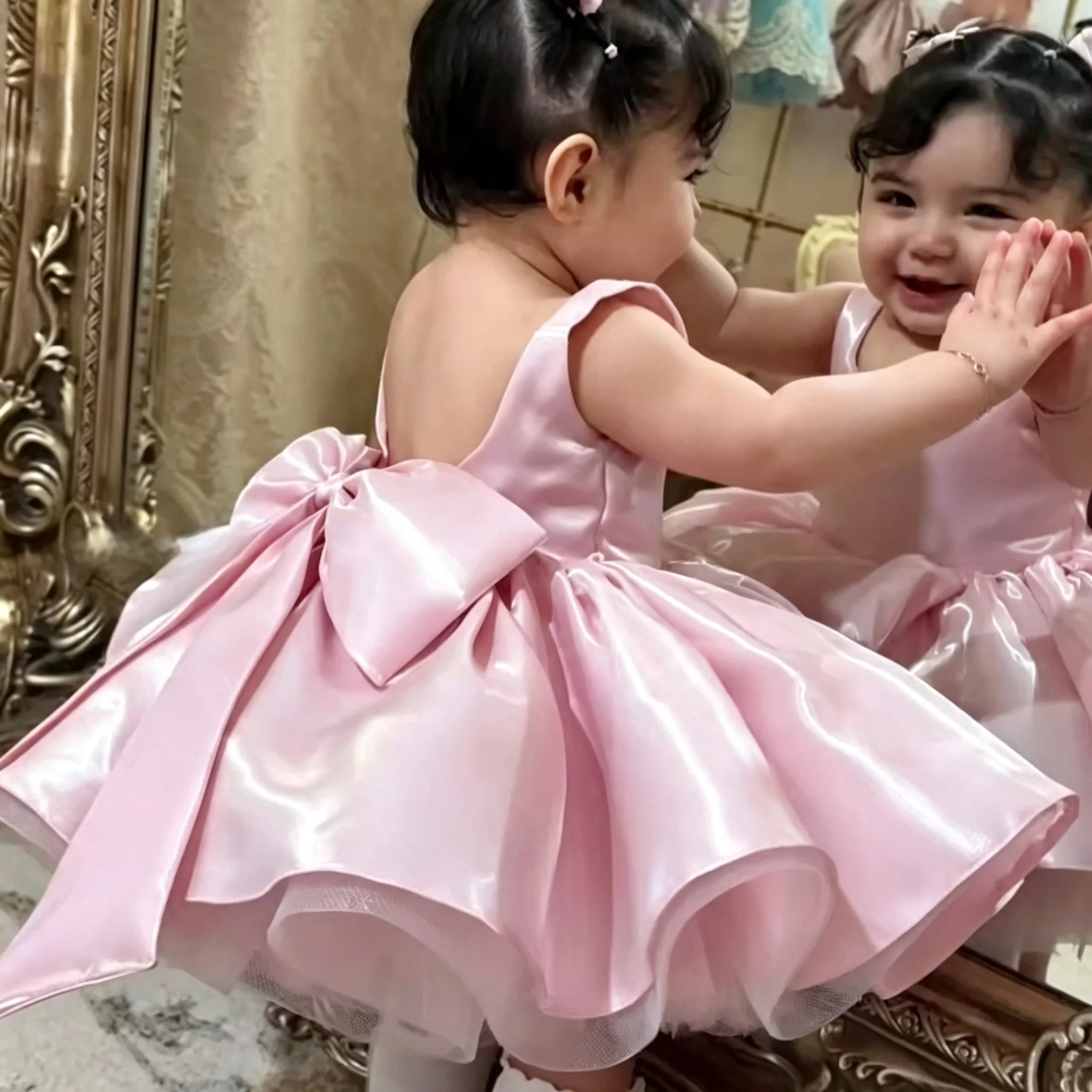 Baby Girl Satin Flower Girl Dress Low Back Thin Straps Bow Luxury Princess Gown Toddler 1st Birthday Baptism Wedding Party Dress