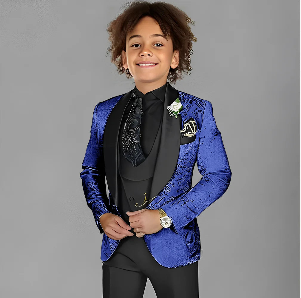 Jacquard boys' 3-piece suit by Showlu Fashion, featuring a tuxedo jacket, pants, and vest for kids' formal events and weddings.