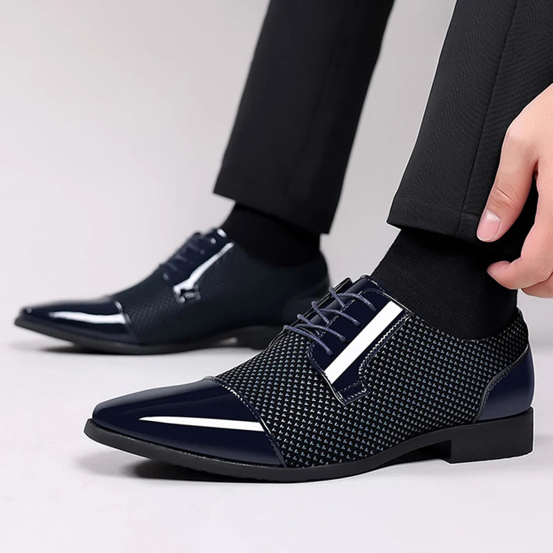 Men's Oxford dress shoes by Showlu Fashion, pointed toe lace-up formal shoes in black PU leather, stylish and polished.