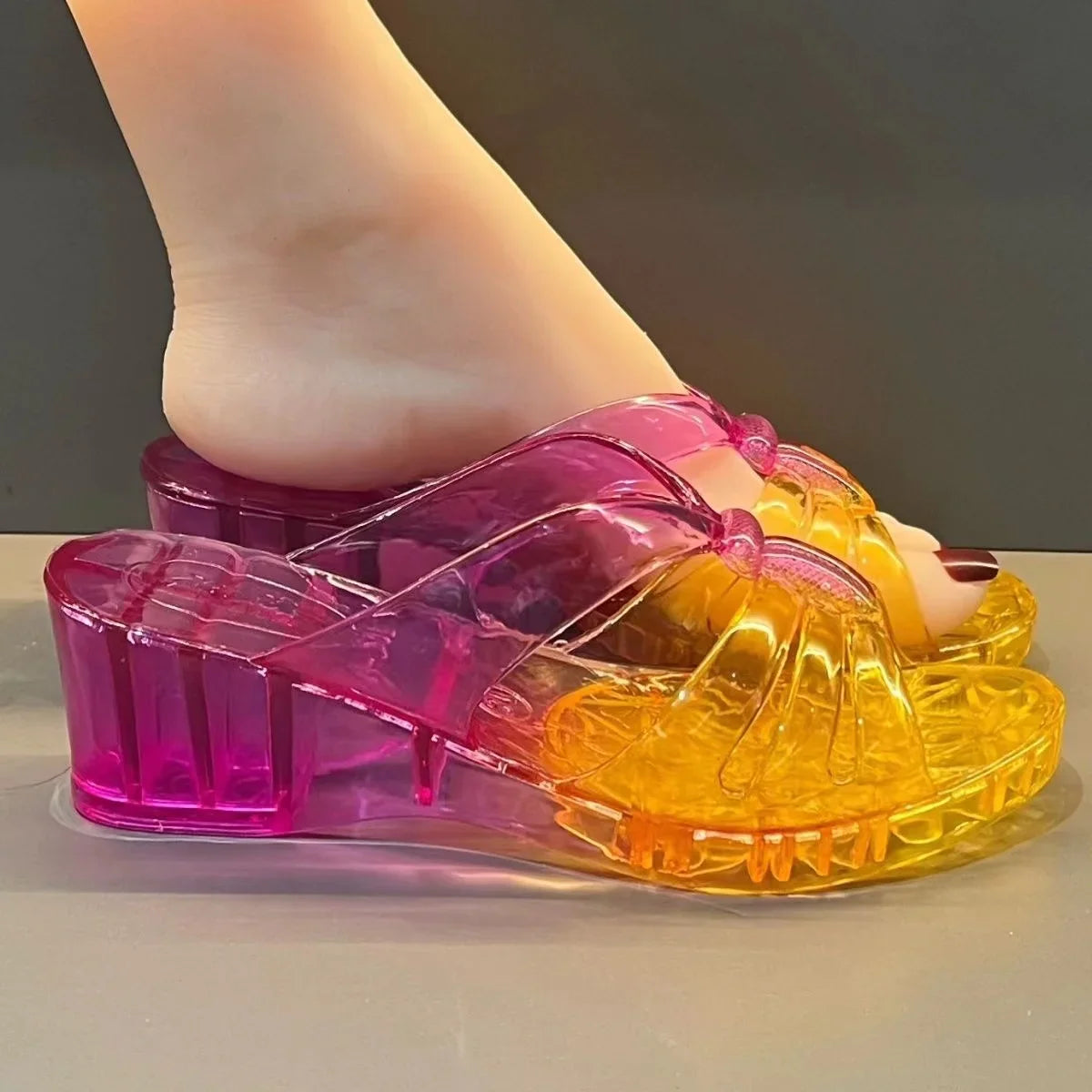 Women's retro jelly shoes with transparent square heels and summer sandal design, stylish and comfortable for warm weather.