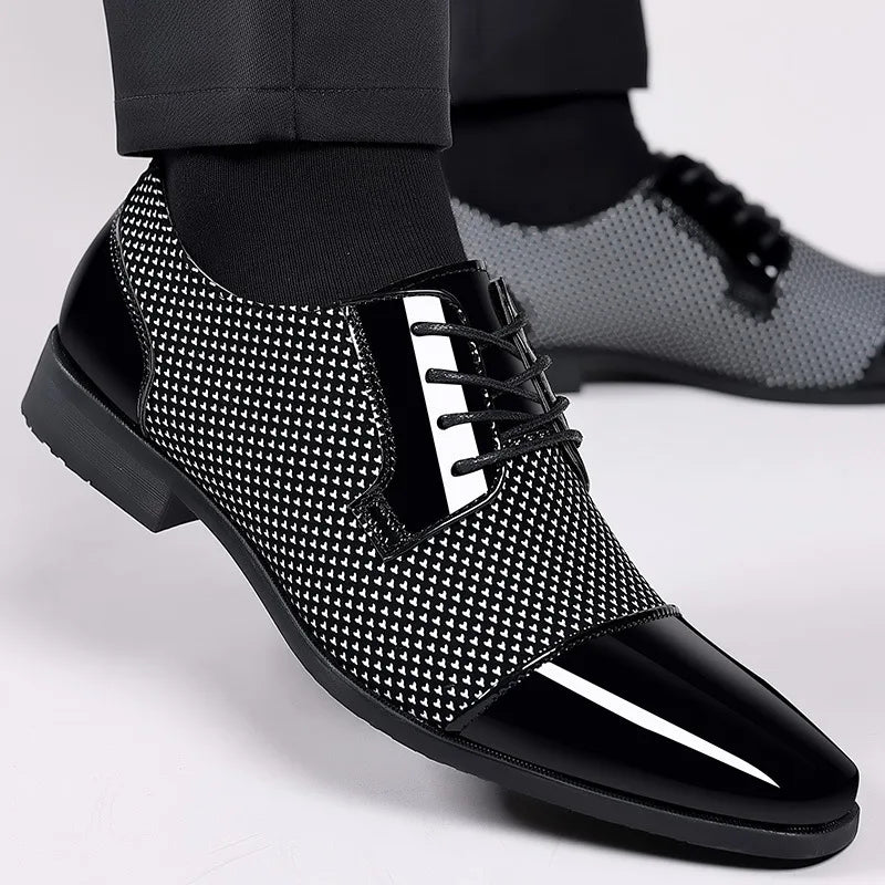 Showlu Fashion Men's patent leather dress shoes with pointed toe, formal oxford style, sleek and polished for elegant attire.
