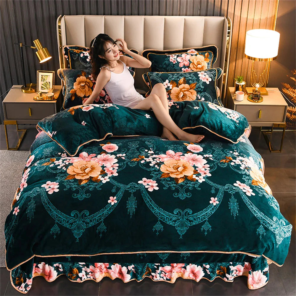 Showlu Fashion Store ZYOCRTLEX thickened flannel bedding set with coral velvet quilt cover and matching pillowcases in a cozy bedroom setting