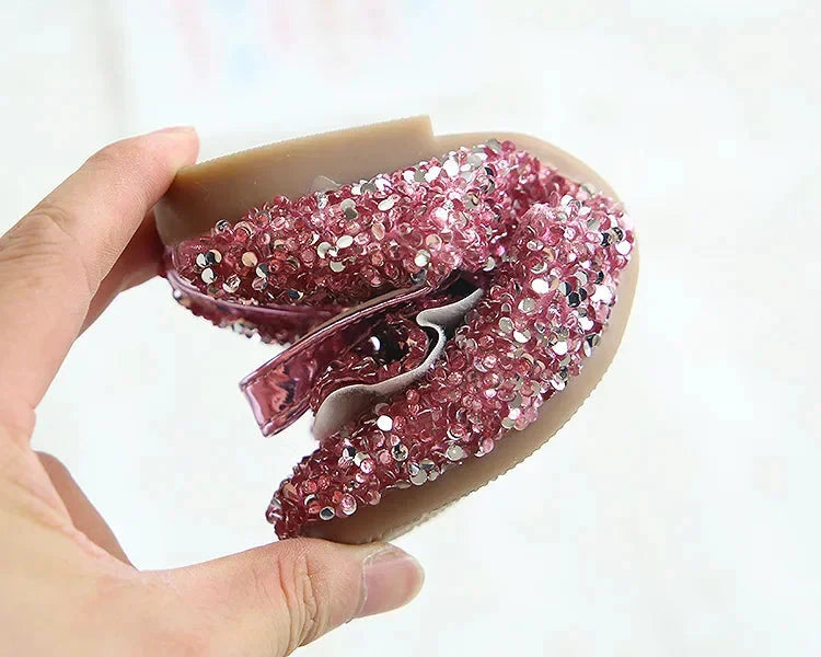 Showlu Girls sequin rhinestone princess flats made of PU leather, stylish kids shoes with shiny embellishments and comfortable fit.
