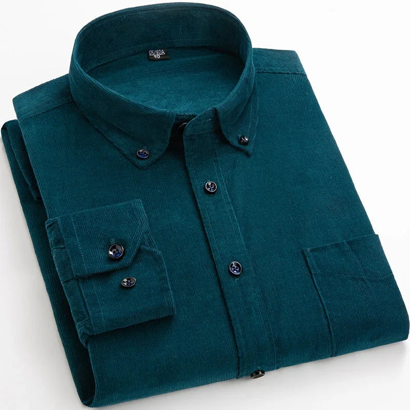Long sleeve men's cotton corduroy shirt in solid color, casual regular fit with pockets, suitable for autumn and winter warmth.
