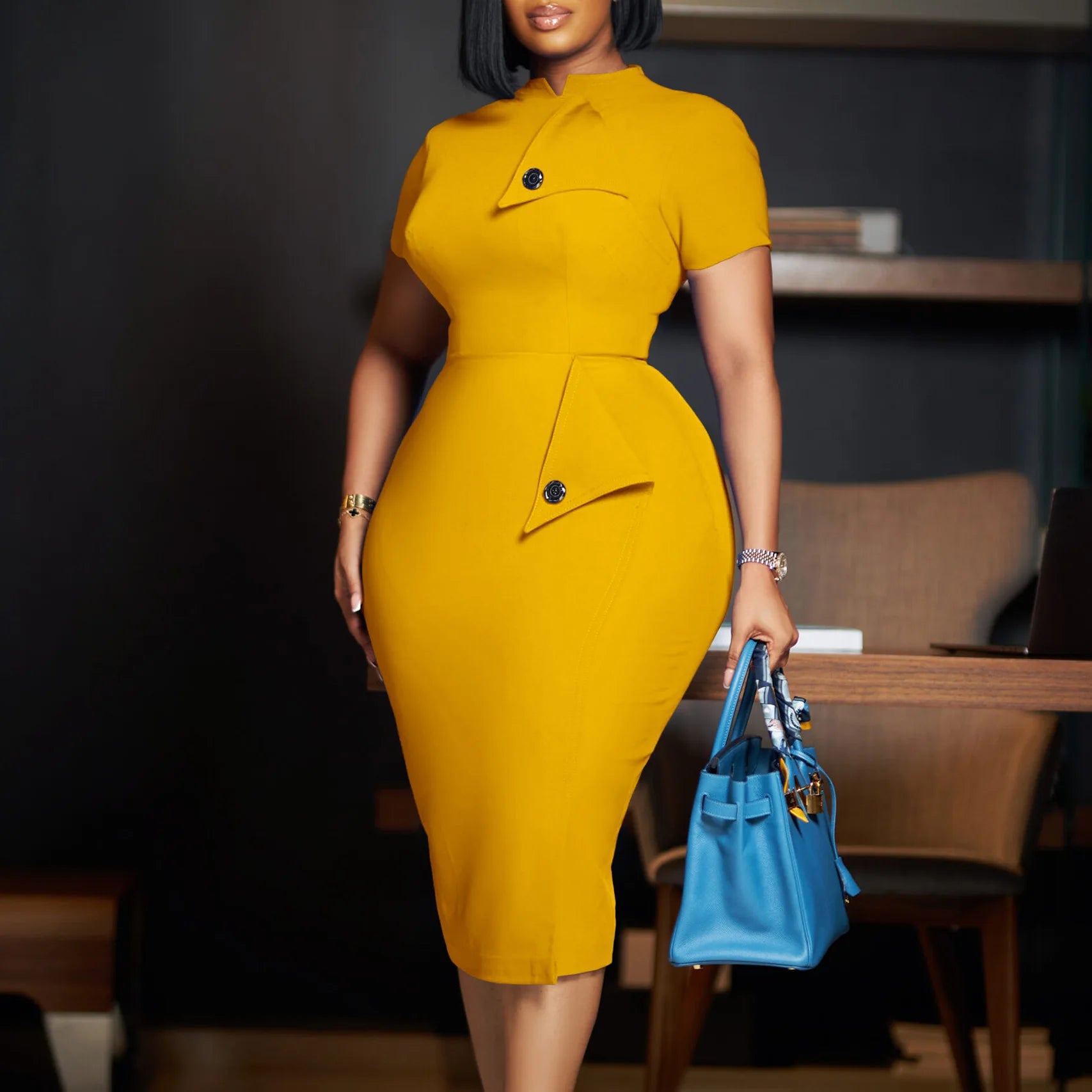 Showlu Smart General D515 women's slim fit OL style pencil dress with short sleeves and high collar, bodycon fit, in black fabric.
