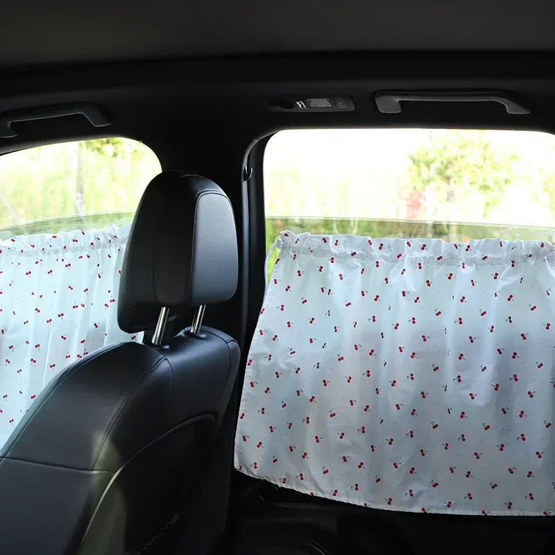 Showlu Smart General baby car window shade blocking sunlight and providing privacy for infants during car rides.