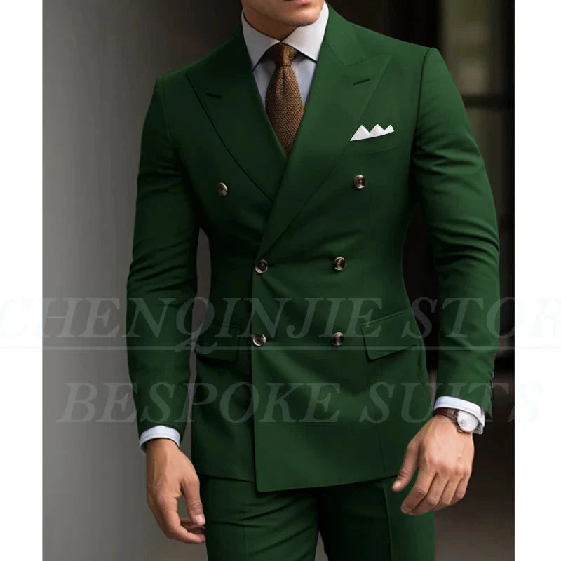 SHOWLU Men's slim fit green 2-piece suit with double-breasted blazer, tailored for a stylish wedding or formal occasion.