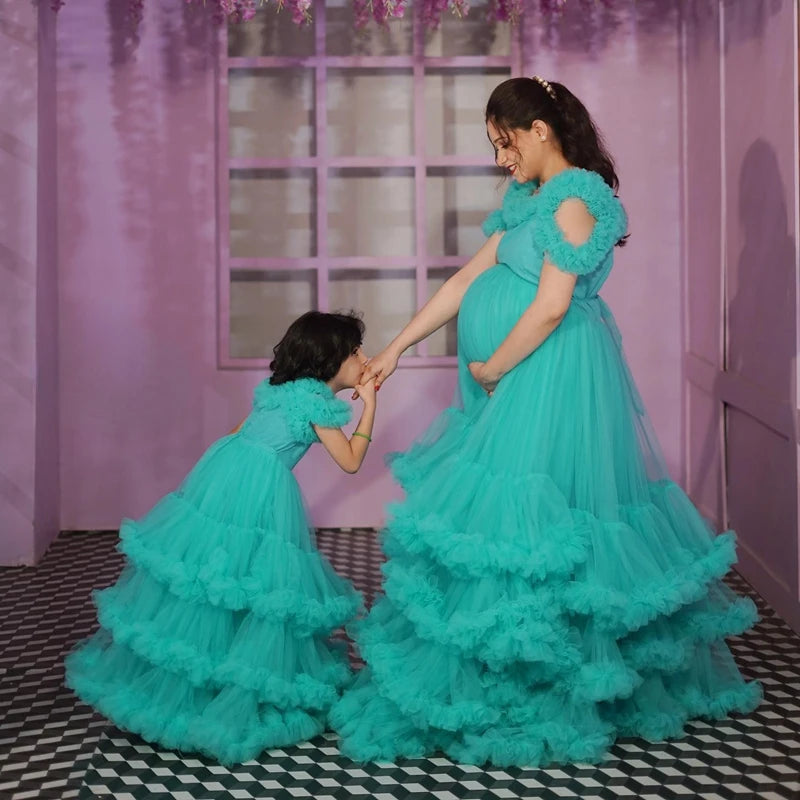 Showlu Fashion puffed tulle mother and daughter prom dresses with ruffles and tiered mesh for baby showers and pregnant women.