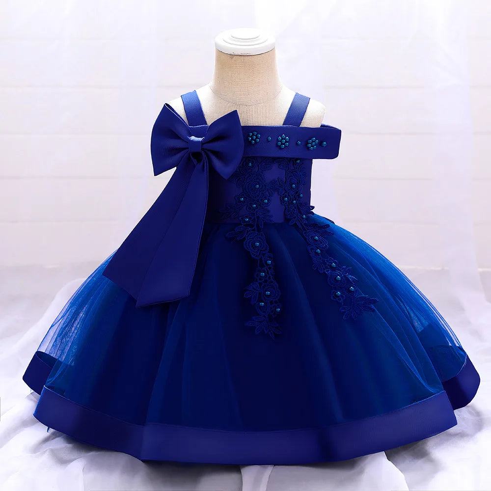 Elegant baby girl dress with big bow, suitable for weddings, birthdays, and Christmas, in sizes 6 to 36 months.