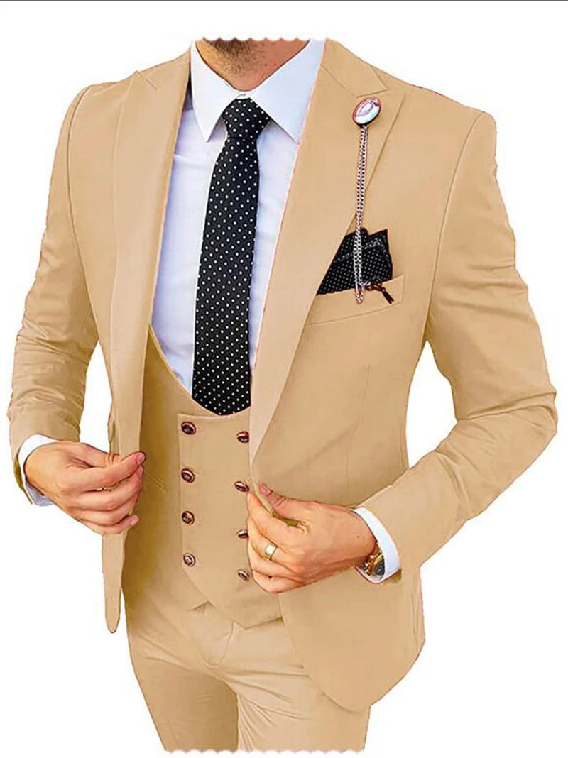 Formal men's 3-piece wedding suit with blazer, pants, and vest in champagne color, slim fit tuxedo for grooms and special occasions