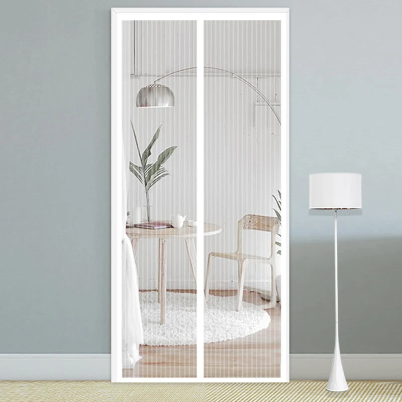 Showlu Smart General magnetic mesh door curtain with self-adhesive mosquito screen, featuring fine mesh for insect protection.
