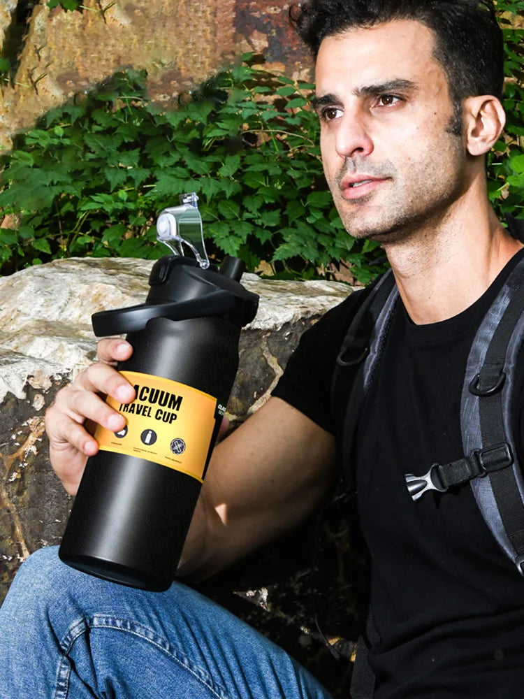 Showlu Fashion Store outdoor stainless steel thermos tumbler with straw for hot and cold drinks, featuring vacuum insulation and a sleek design.