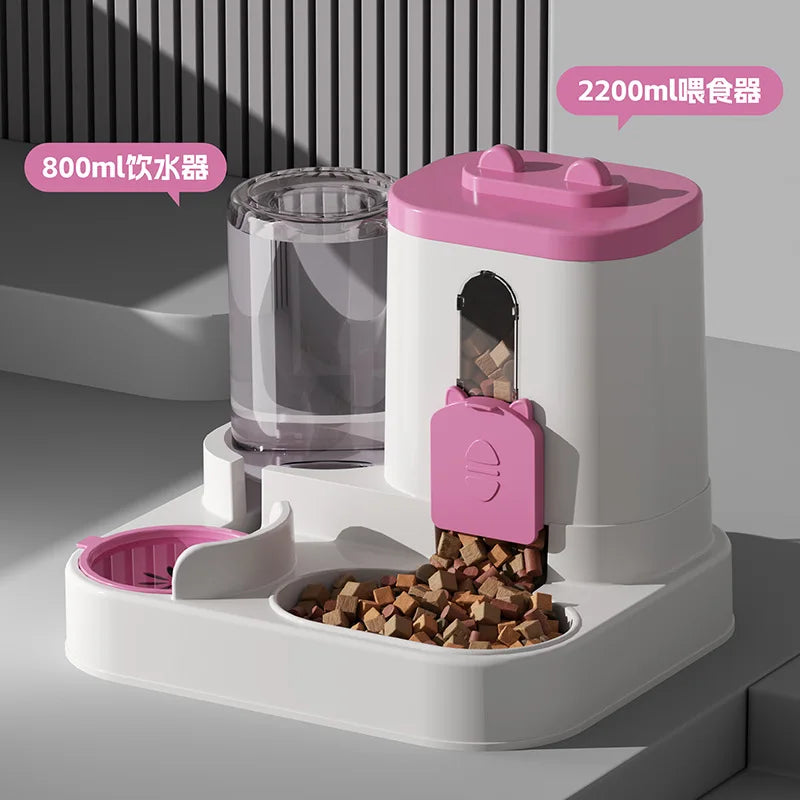 Showlu Smart General automatic pet feeder with digital display and food tray, designed for convenient pet feeding.
