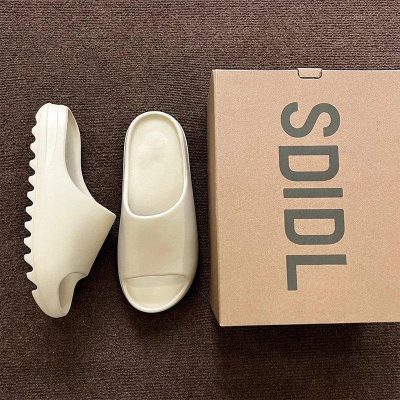 EVA house slippers with non-slip thick soles and soft platform for women and men, suitable for indoor and outdoor use