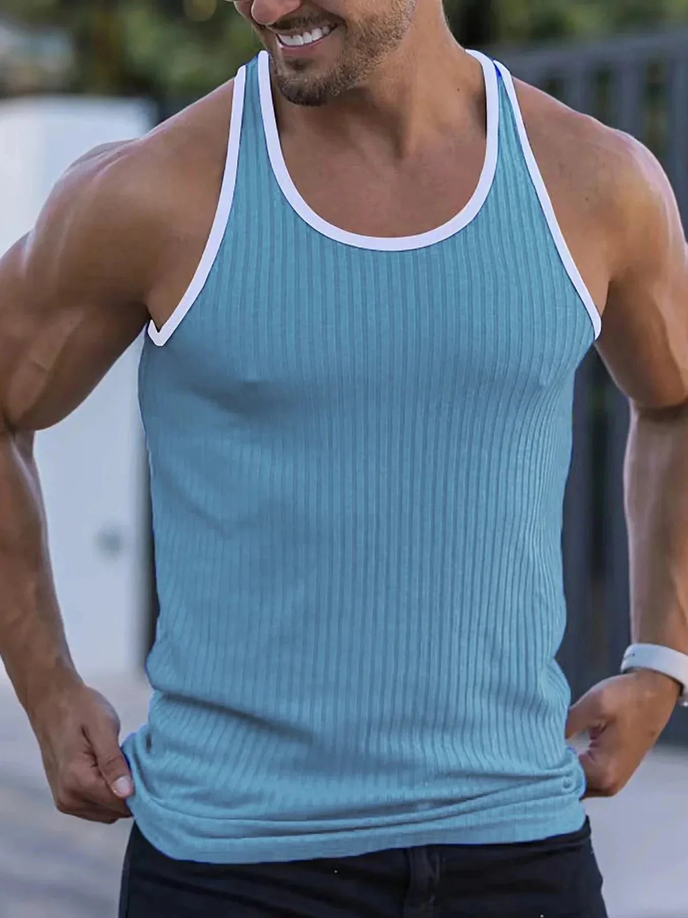 Men's quick-dry sleeveless gym tank top with vertical stripes by SHOWLU FASHION STORE, suitable for activewear and workout sessions.