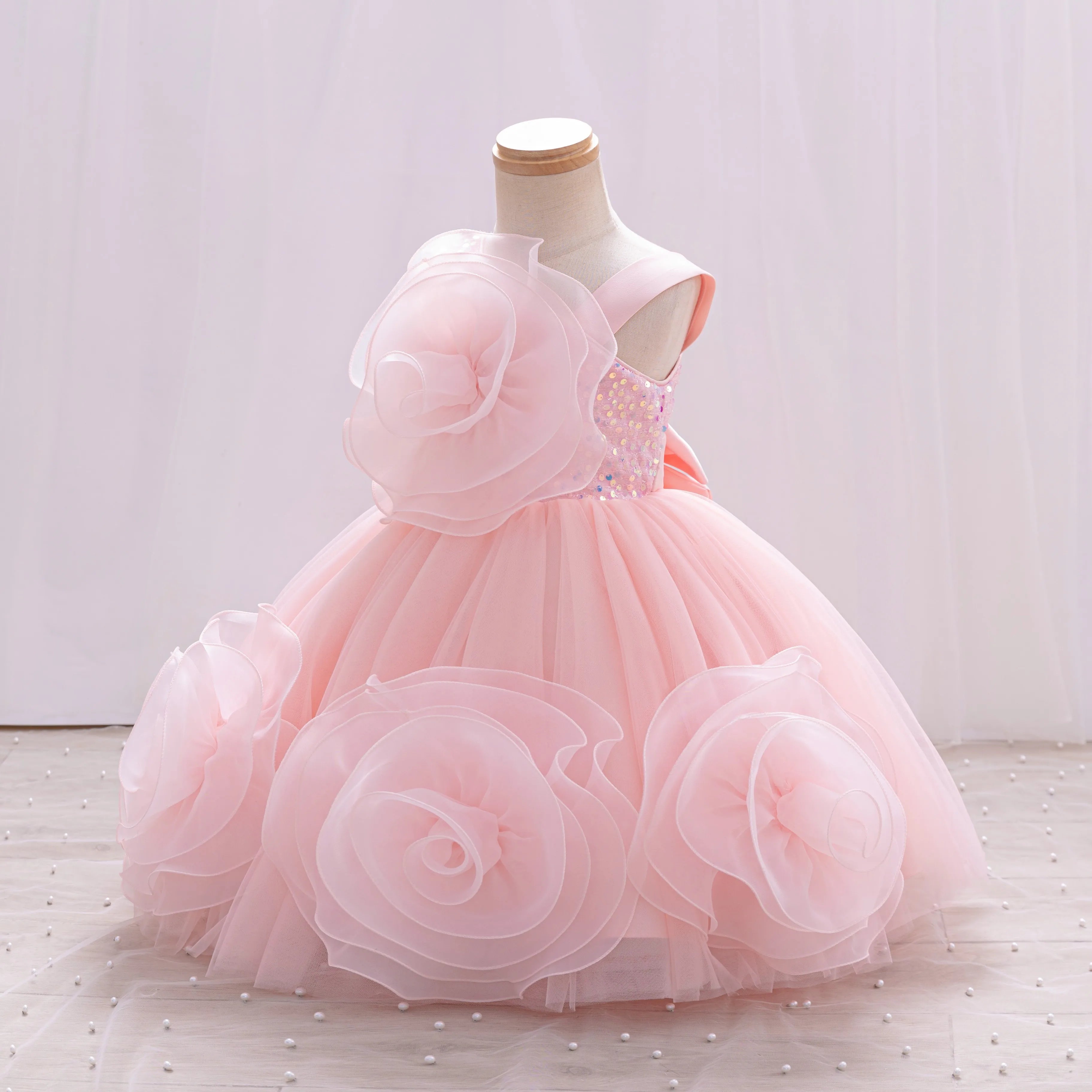 Showlu Fashion toddler pageant dress for girls aged 0-6 with sparkling single shoulder, puffy skirt, perfect for birthdays and flower girl roles.