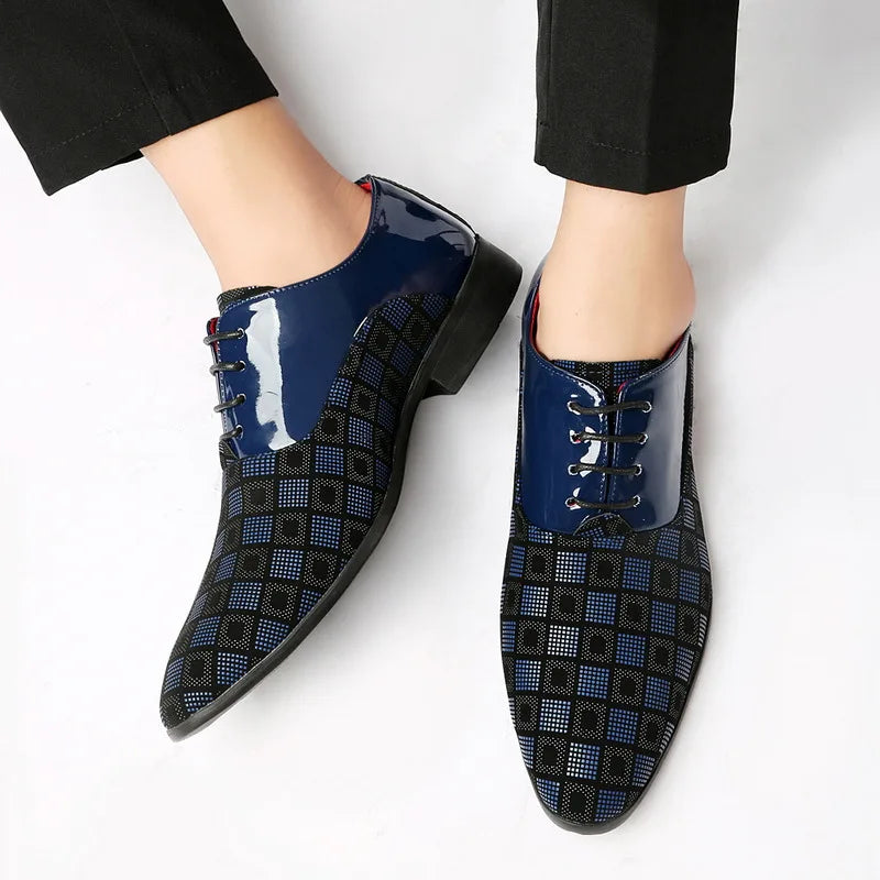 Semalam men's pointed-toe leather dress shoes with lace-up design, formal business footwear in black with sleek finish.