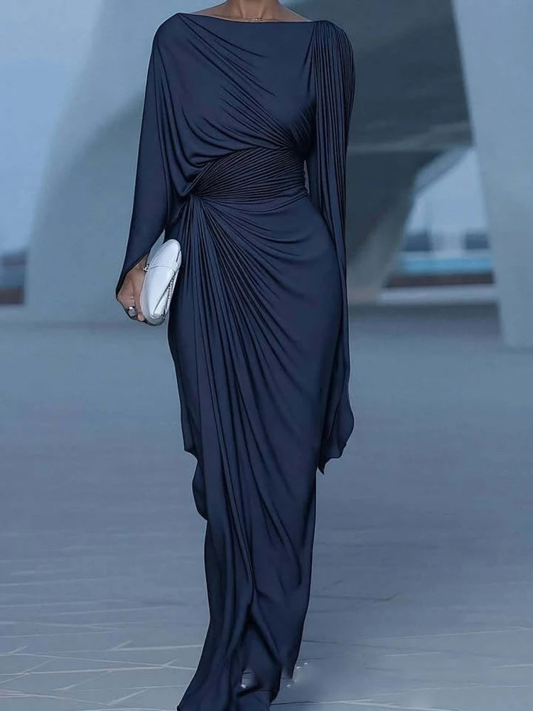 Elegant black high waist evening dress for women with long sleeves, perfect for banquets and formal events, by Showlu Fashion.