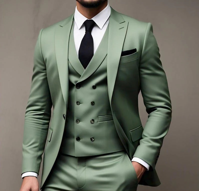 Green 3-piece men's suit for wedding parties, featuring a tailored Americana style with jacket, vest, and trousers.
