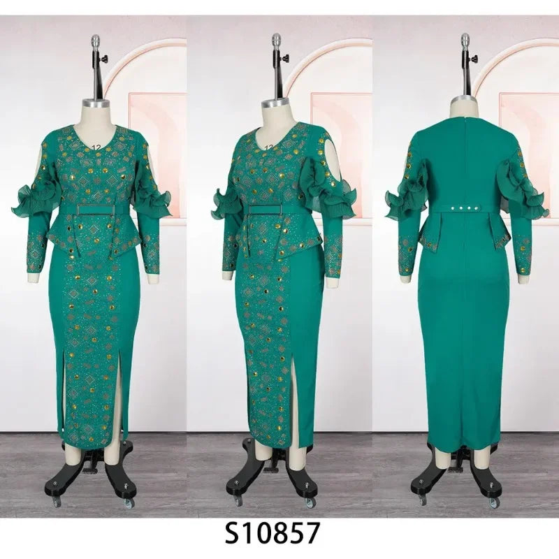 Elegant African evening gown for women in plus size, featuring a long, fashionable dress for wedding and party occasions.
