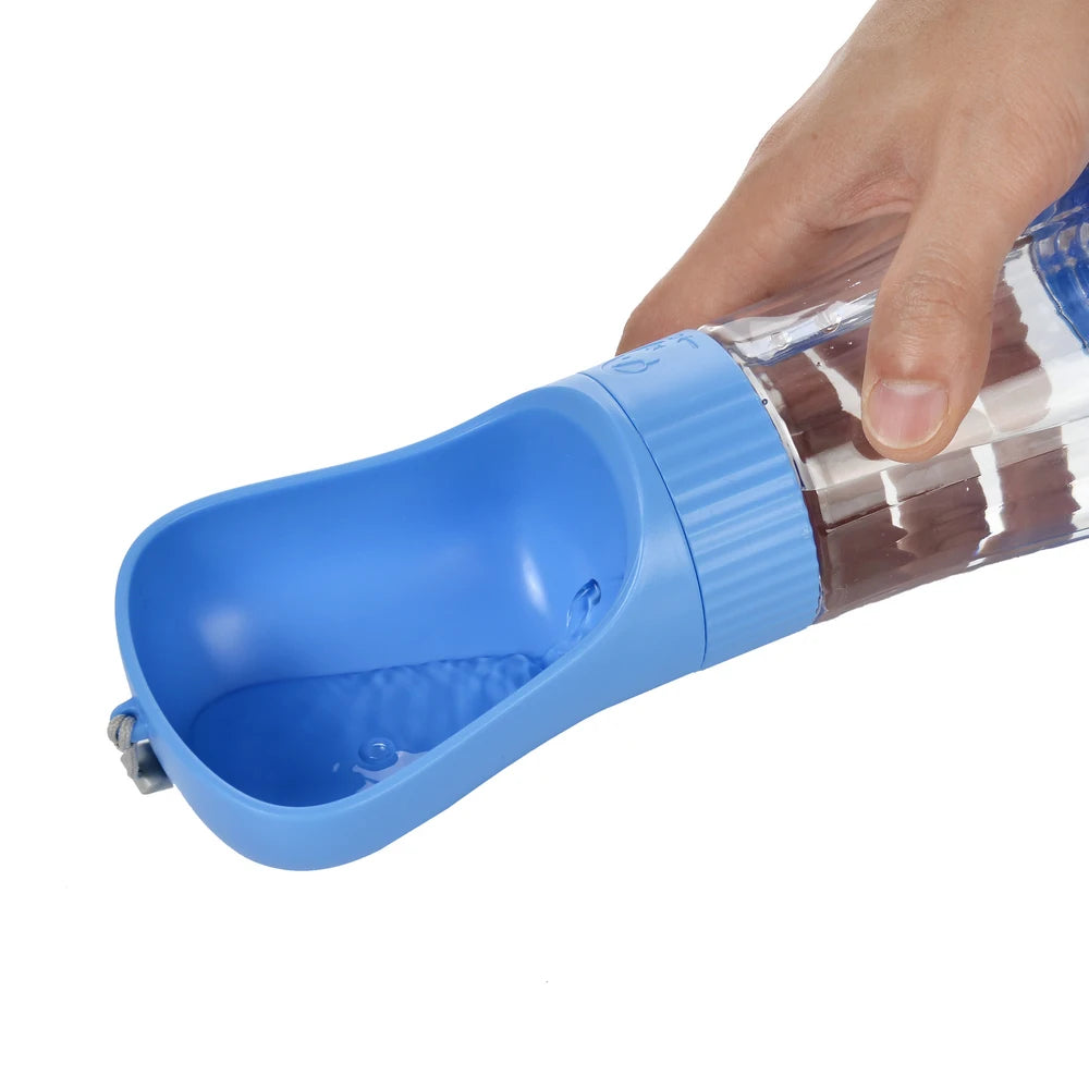 Showlu Smart General pet portable water bottle with a compact design, featuring a built-in water container and a foldable drinking bowl.