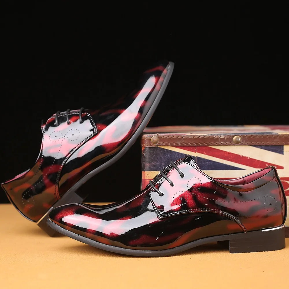 Elegant men's patent leather pointed toe formal shoes with sleek design, perfect for weddings and special occasions.
