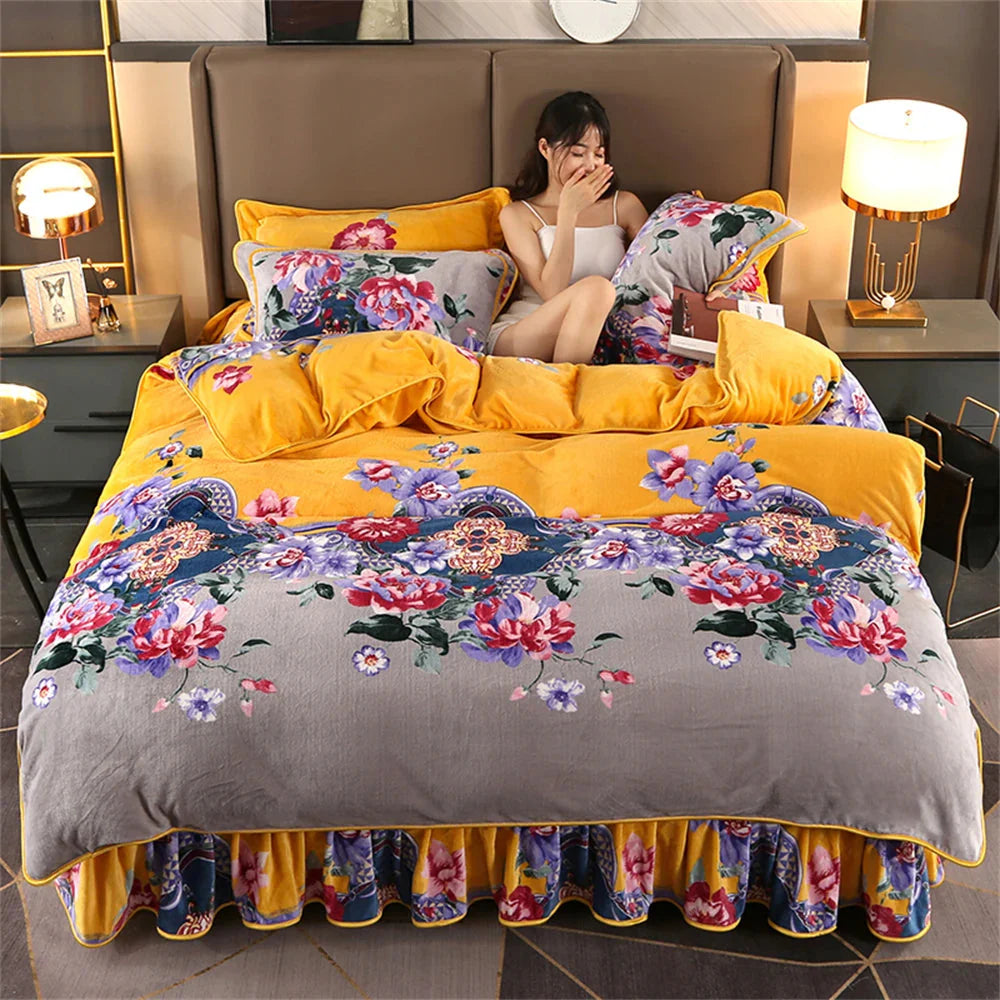 SHOWLU FASHION STORE thickened flannel bedding set with coral velvet quilt cover, 4-piece cozy and soft bedroom linen ensemble.