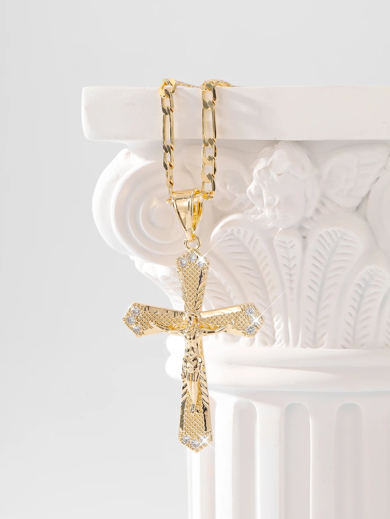 Showlu Fashion Showlu Women's Cross Pendant Necklace with Christian symbol, ideal for prayer, baptism, or Christmas gift.