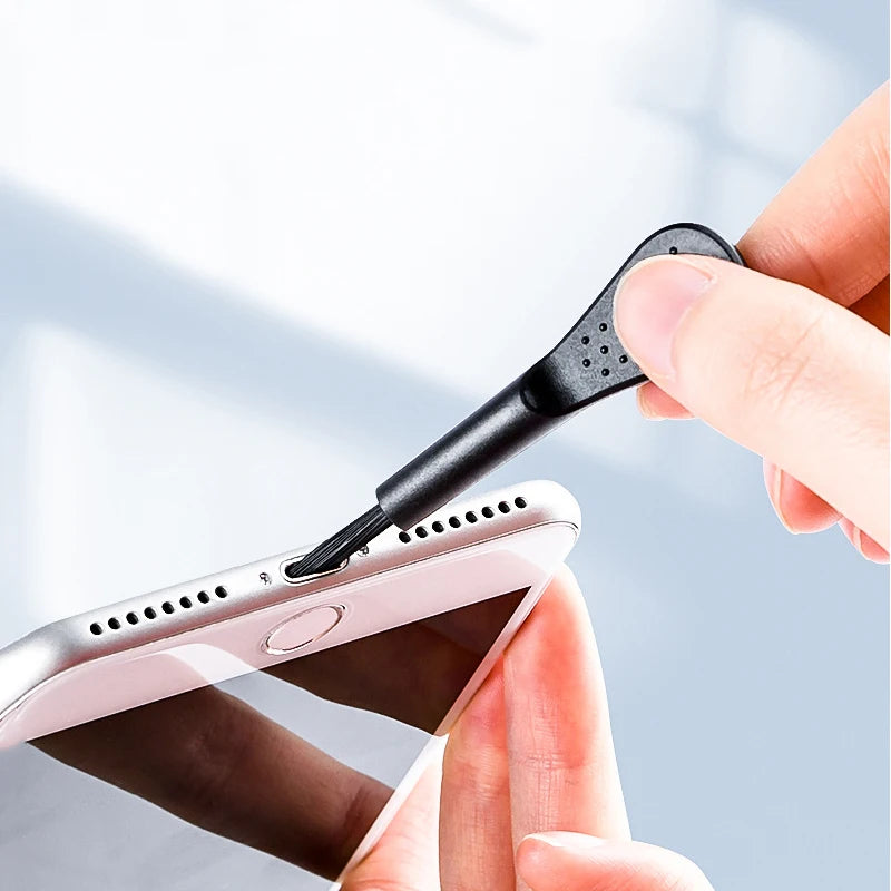 Showlu Smart General LED keyboard cleaner with bright LED lights and compact design for easy cleaning of computer keyboards.