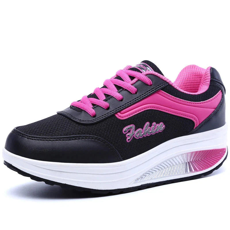 LIZUXIE women's mesh walking sneakers with breathable mesh upper and platform flats, designed for comfortable casual wear.