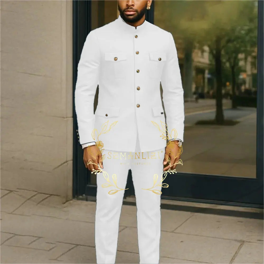White men's business suit with stand collar, single-breasted blazer and matching pants, ideal for formal occasions and weddings.