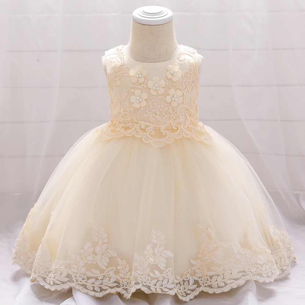 Baby girl white tulle flower dress by Showlu Fashion Store, perfect for baptism or first birthday celebrations.