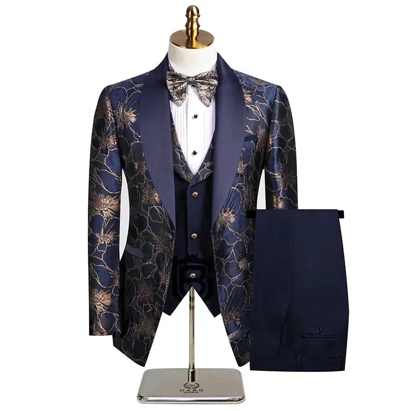 Men's slim fit wedding suit with peak lapel blazer, part of the FMZXG 3-piece suit set by SHOWLU FASHION STORE.