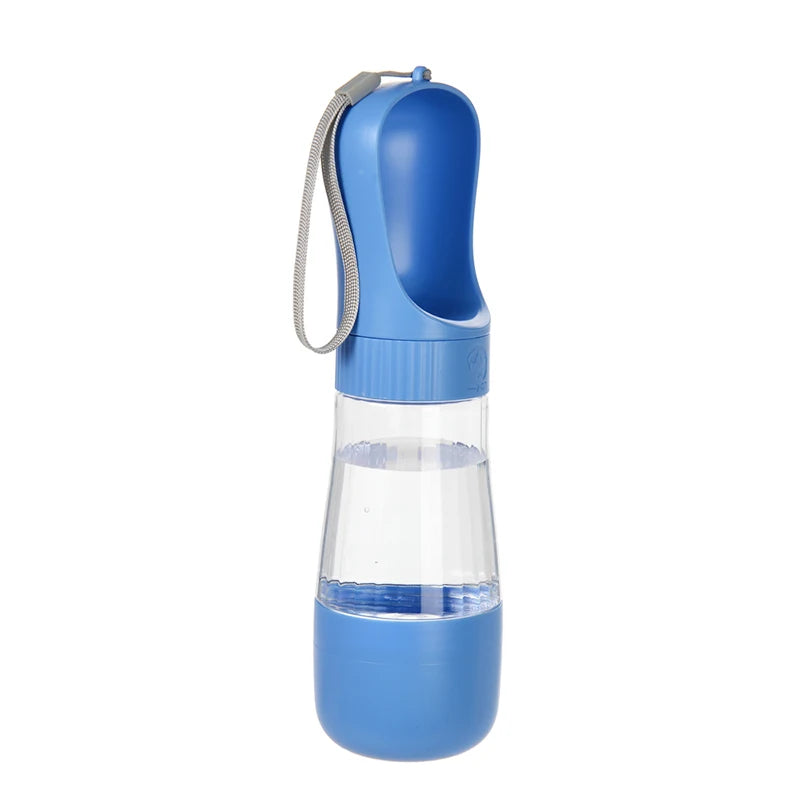 Showlu Smart General pet portable water bottle with a spill-proof design for easy hydration during outdoor walks.