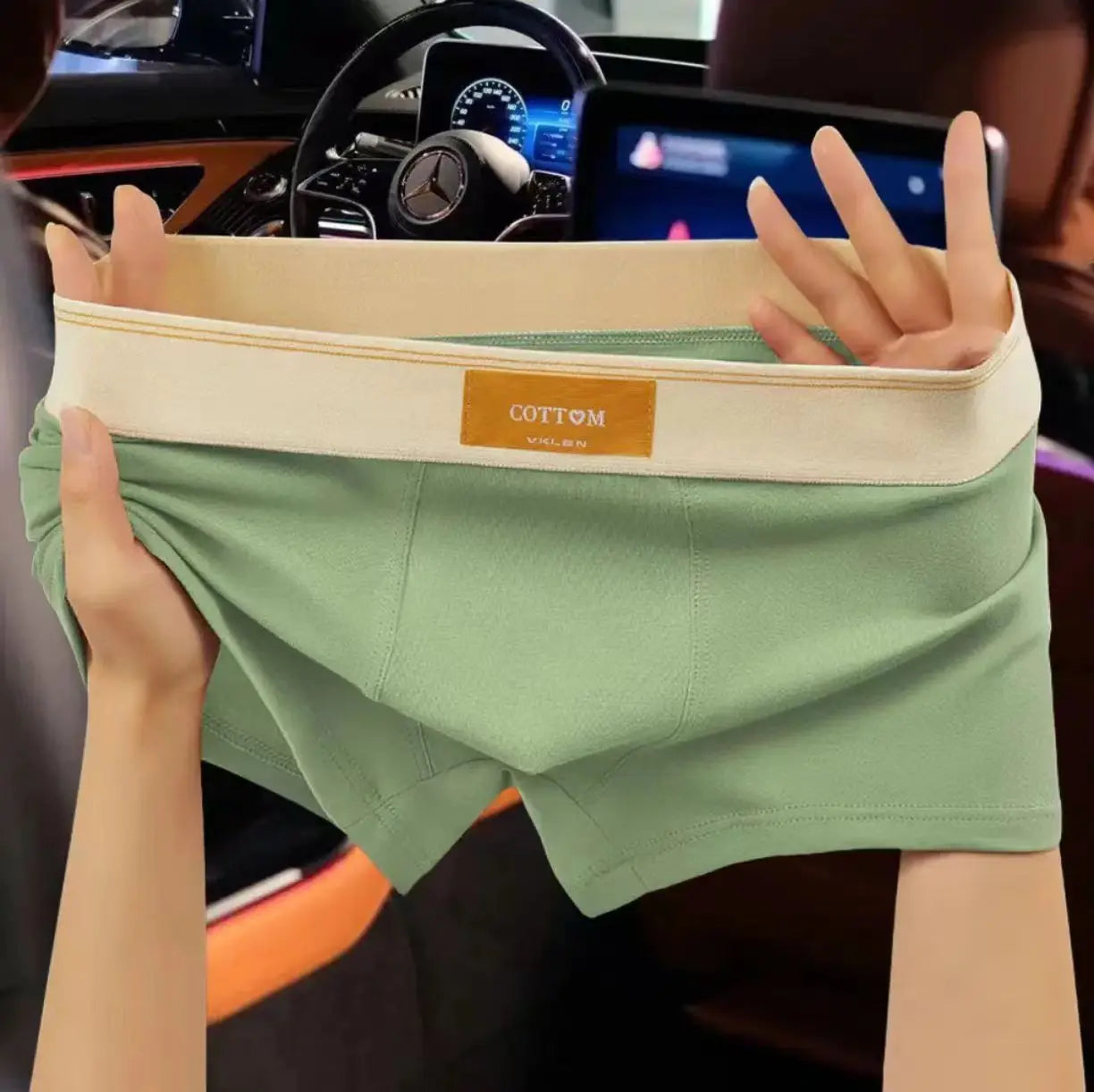 Four pairs of men's cotton boxer shorts in various colors, breathable and comfortable, large size L-7XL, Showlu Fashion Store.