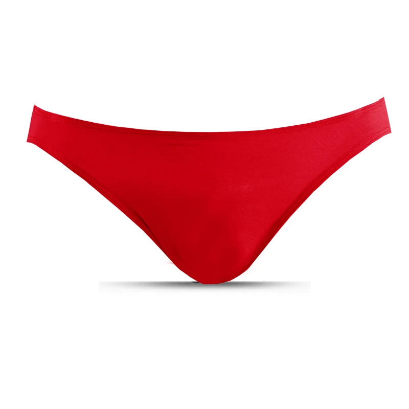 Showlu men's modal briefs featuring a low waist design and U-convex stretch fabric, stylish men's underwear on a model.