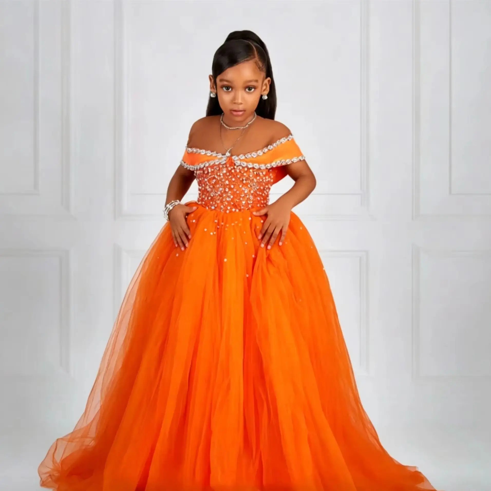 Luxury Customized Off Shoulder Flower Girl Dresses for Wedding Beading Tulle Floor Lenght Girls Birthday First Communion Gown