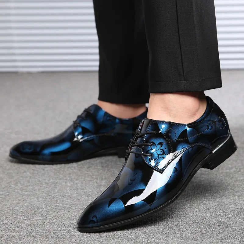 Men's retro floral Oxford shoes by Showlu Fashion with pointed toe, lace-up derby design, perfect for stylish dress occasions.