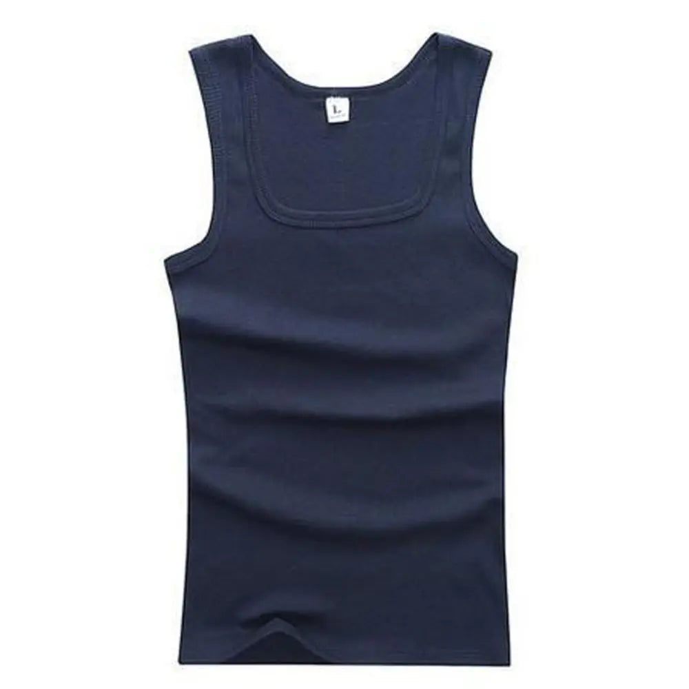 Basic elastic cotton sleeveless men's tank top, ideal for fitness and bodybuilding, shown in a summer casual style.