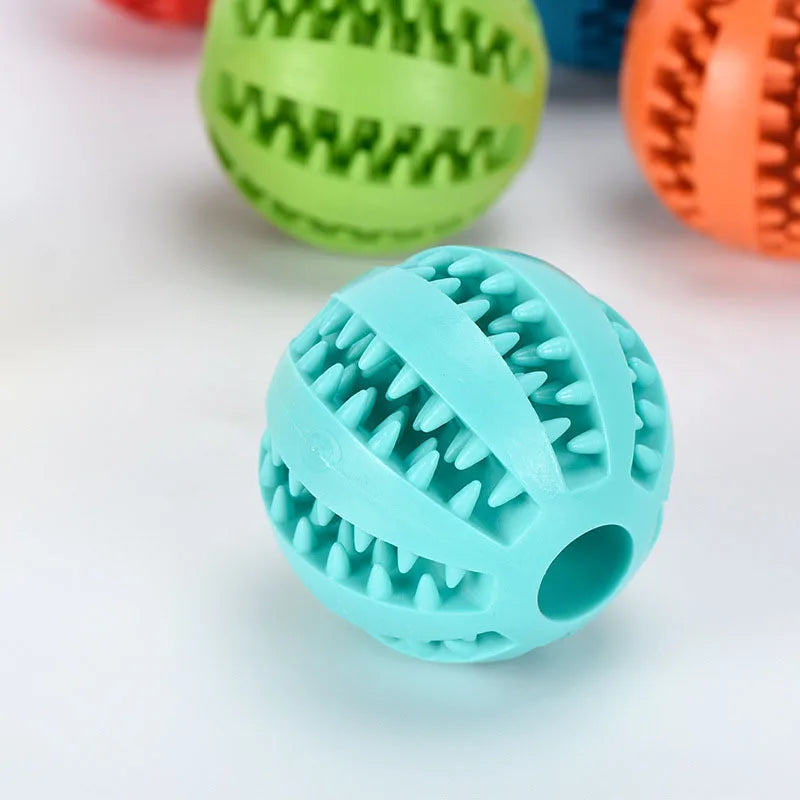 Showlu Smart General interactive rubber dog chew ball with treat dispenser, designed for puppy training and teeth cleaning.